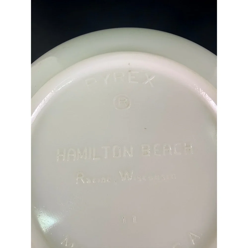 Vintage Pyrex Hamilton Beach White Milk Glass Mixing Bowl Ribbed 8.5